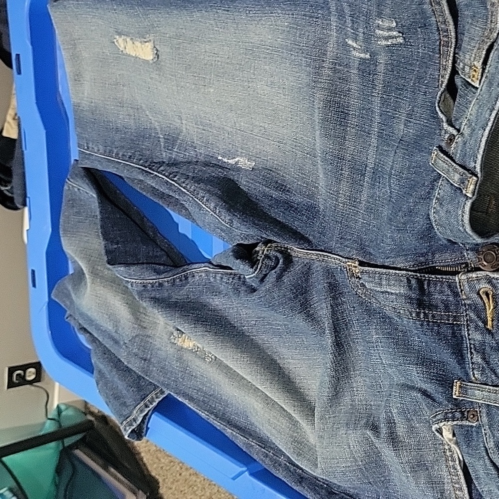 Gap Jeans - Picture 2 of 5